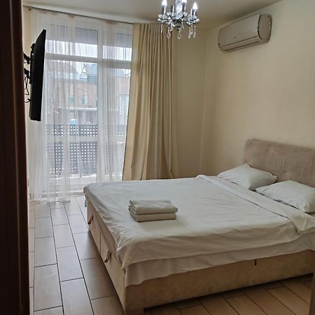 Vanilla Vip Apartment Lviv Buitenkant foto