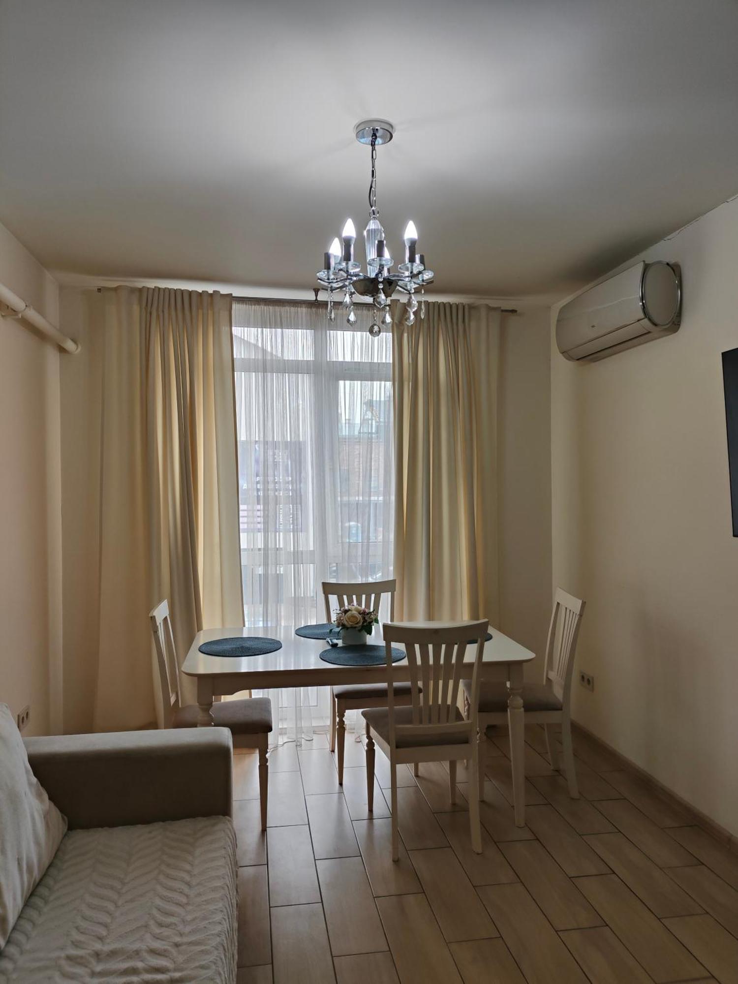 Vanilla Vip Apartment Lviv Buitenkant foto